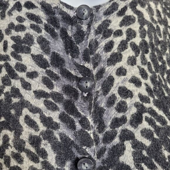 NINA LEONARD snow leopard angora blend button‎ up cardigan sweater petite S - Picture 4 of 7